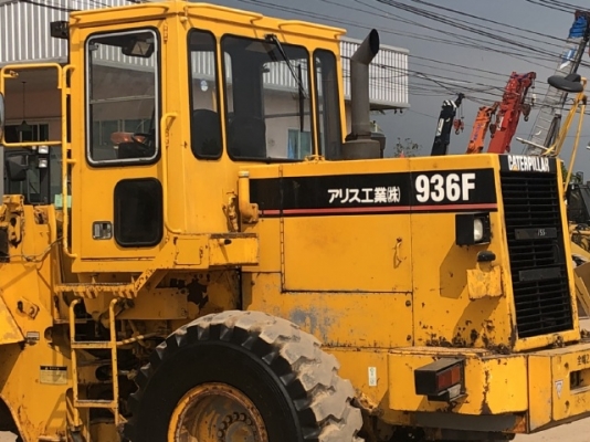 ขายรถตักล้อยาง CAT 936F นำเข้าเองจากญี่ปุ่น สภาพสวยพร้อมใช้ มีVDOการทำงานครับ
