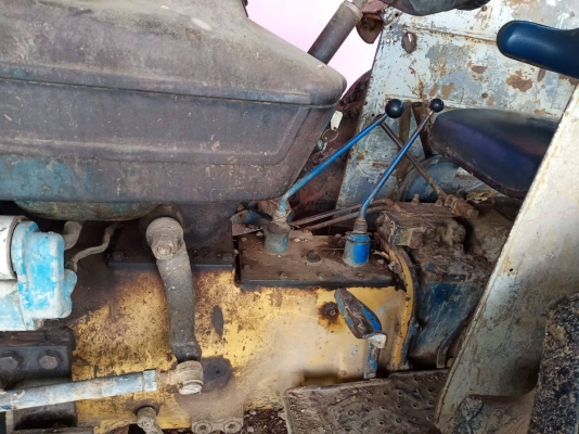 ขายด่วน รถไถ FROD 5000 ใช้งานได้ปกติ เอกสารสัญญาซื้อขาย สนใจสอบถาม 093 0764943  คุณ ตั้ม