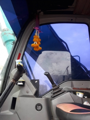 ขายด่วน KOBELCO SK200 MART SIX YN08 SUPER สภาพสวยพร้อมลุยงาน เครื่องปั้มดีเยี่ยม เอกสารใบแจ้งจำหน่าย รถสวย ไฟฟ้าสมบูรณ์ สนใจสอบถาม 093 0764943  ตุณ ตั้ม