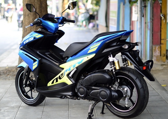aerox สีฟ้าเขียว สีหายาก รถสวย เครื่องเดิม 48900 aerox สีฟ้าเขียว สีหายาก รถสวย เครื่องเดิม 48900