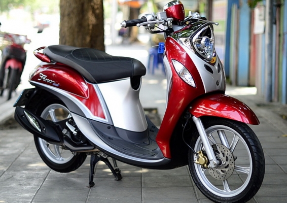 fino i125 cc.สีแดงเทา ตัวท็อปล้อแมกซ์ เครื่องเดิม สีสวย 29900