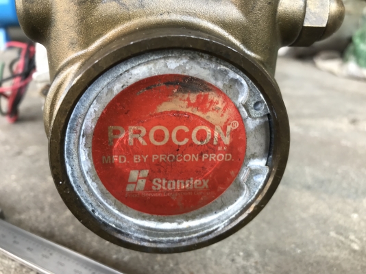 ขายปั๊ม Procon pump made in USA. ขนาด 1/3HP. 220V ไฟบ้าน หัวปั๊มทองเหลือง ใช้ในงานอุตสาหกรรมอาหาร หรือน้ำร้อนต่างๆ สภาพสวย หมุนนิ่ม หายากครับ ราคา 3,500 บาท