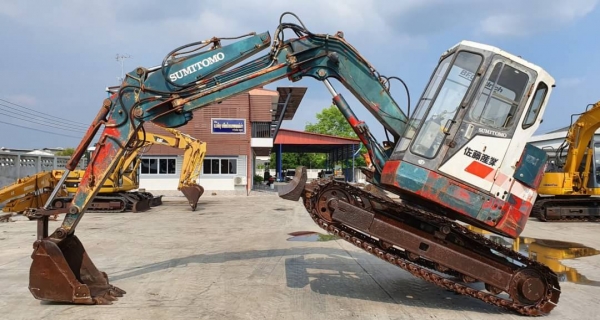 ขายด่วนรถแบคโฮขนาด7.5ตันหัวเก๋งซูมิโตโม่75F2เทียบเท่าPC75คลนโทลน้ำมันปั้มนี้วระบบไฟฟ้าครบเร็วแรงไม่โหลดเครื่อง 4สูบ อีซูซู4JB1รถนอกเพื่งนำเข้ามาใหม่จากญี่ปุ่นยังไม่ได้ใช้ในไทยเลย