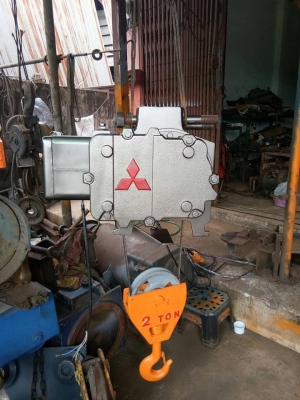 รอกไฟฟ้ามือสอง รอกสลิงไฟฟ้ามือสอง รอกโซ่ไฟฟ้ามือสอง ( Hoist 2 hands ) รอกไฟฟ้ามือสอง รอกสลิงไฟฟ้ามือสอง รอกโซ่ไฟฟ้ามือสอง ( Hoist 2 hands )