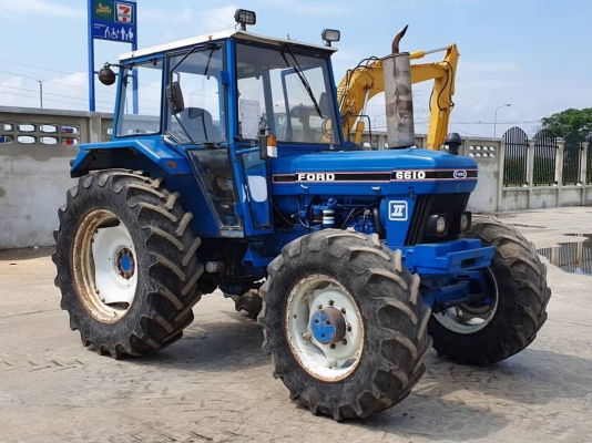 ขายด่วน375,000บาทรถไถ FORD 6610 หัวเก๋ง 4WD           2เเพลา4สูบสีเดิมรถนอกเพื่งนำเข้ามาใหม่ สถาพดีพร้อมใช้