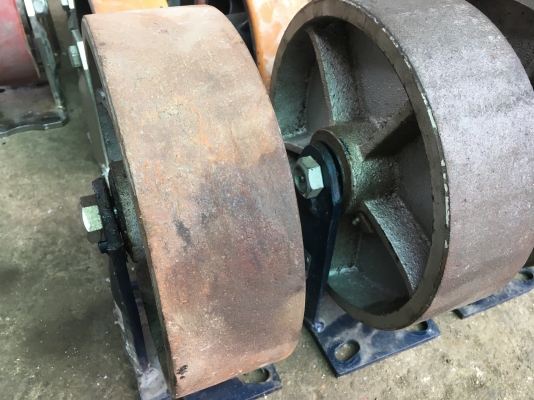 ขาย...เหมาล้อเหล็กอย่างหนาแข็งแรงมาก