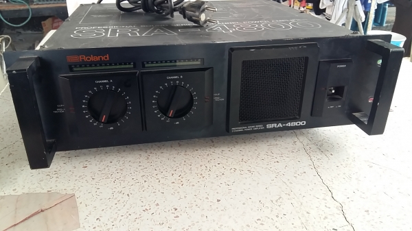 ขาย เครื่องเสียงแอมป์Roland SRA-4800 made in japan สภาพสวยใช้ได้ค่ะ