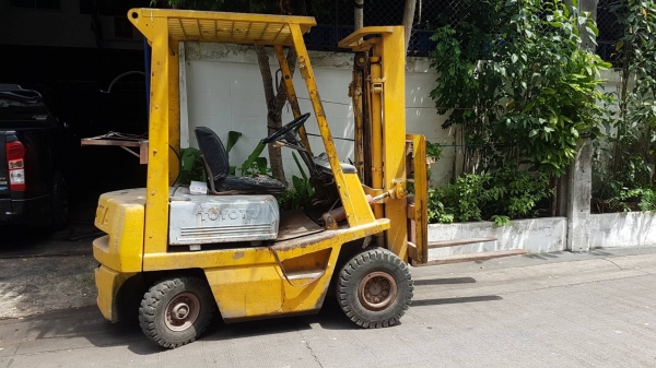 Toyota FG15-3 เครื่องเบนซิน หนัก1.5ตัน อุปกรณ์ครบ ขายตามสภาพ