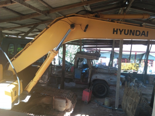 ขายแบคโฮ ฮุนได 210 - 7 ขายแบคโฮ ฮุนได 210 - 7