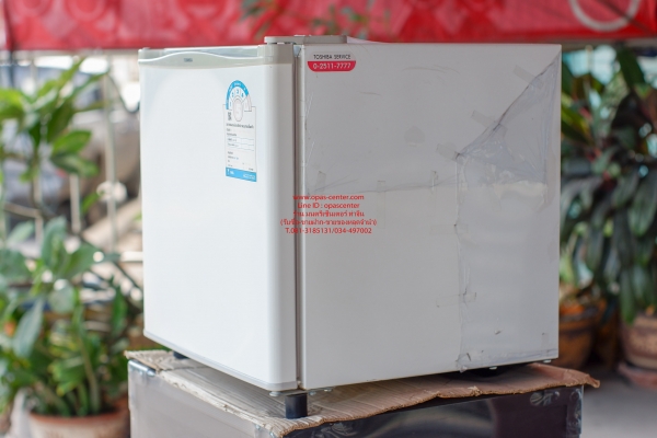 ลดราคา-ตู้เย็น TOSHIBA 1.7 คิว สีขาว รุ่น GR-A706C มือสอง สภาพใหม่มาก