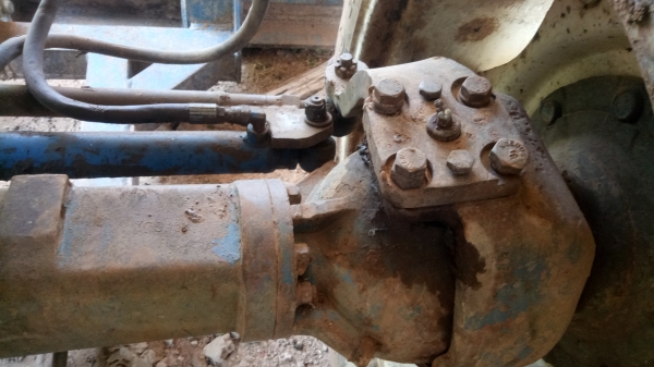 ขายฟอร์ด 6610 สองเพลา T6 พร้อมดันหน้า หางไถ เครื่องปลูกอ้อย เล่มทะเบียน