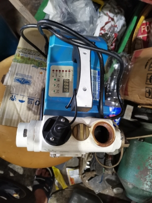 ขาย!! ปั้มน้ำหอยโข่งอินเวอร์เตอร์.ขนาดท่อ1"ไฟ220v.พร้อมใช้ ขาย!! ปั้มน้ำหอยโข่งอินเวอร์เตอร์.ขนาดท่อ1"ไฟ220v.พร้อมใช้