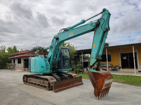 รถขุดรุ่นยอดนิยม KOBELCO SK135SR-2 YY-05 นำเข้าจากญี่ปุ่นโดยตรง โทร.090-986-2521 อ๊อบ
