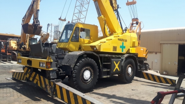 ขายรถเครน 25 ตันสี่ล้อเอ็มสี่