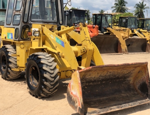 ขายรถตักล้อยาง FURUKAWA FL50-1 (เทียบเท่า WA50) (3,XXX ชั่วโมง) นำเข้าเองจากญี่ปุ่น สภาพพร้อมใช้ มีVDOการทำงานครับ ขายรถตักล้อยาง FURUKAWA FL50-1 (เทียบเท่า WA50) (3,XXX ชั่วโมง) นำเข้าเองจากญี่ปุ่น สภาพพร้อมใช้ มีVDOการทำงานครับ