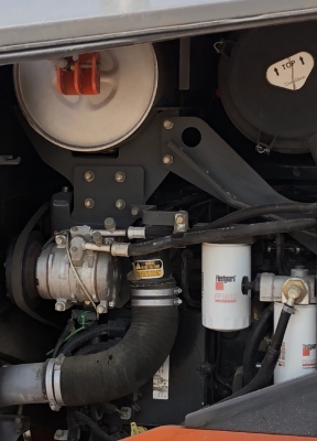 ขายรถตักล้อยาง HITACHI ZW150 (เทียบเท่า WA270-6) ปี 2013 นำเข้าเองจากญี่ปุ่น สวยพร้อมใช้ มีVDOการทำงานครับ