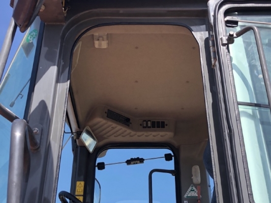 ขายรถตักล้อยาง HITACHI ZW220 นำเข้าเองจากญี่ปุ่น สภาพสวยพร้อมใช้ มีVDOการทำงานครับ