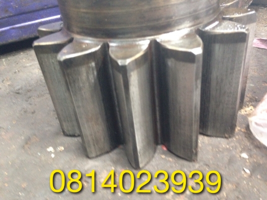 เพลาสวิงkomatsu pc200 ขายอะไหล่แบคโฮ