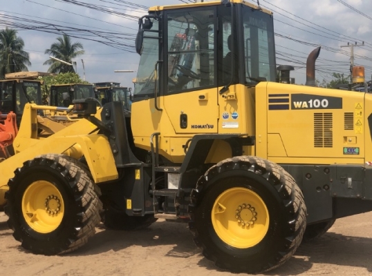 ขายรถตักล้อยาง KOMATSU WA100-6 ปี 2013 นำเข้าเองจากญี่ปุ่น สภาพสวยพร้อมใช้งาน มีVDOการทำงานครับ