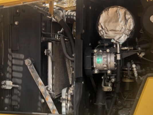 ขายรถตักล้อยาง KOMATSU WA100-6 ปี 2013 นำเข้าเองจากญี่ปุ่น สภาพสวยพร้อมใช้งาน มีVDOการทำงานครับ