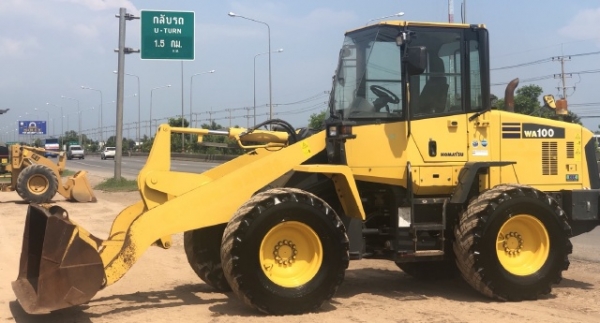 ขายรถตักล้อยาง KOMATSU WA100-6 ปี 2013 นำเข้าเองจากญี่ปุ่น สภาพสวยพร้อมใช้งาน มีVDOการทำงานครับ