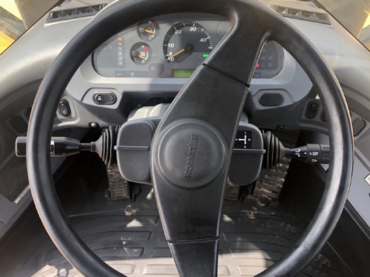 ขายรถตักล้อยาง KOMATSU WA100-6 ปี 2013 นำเข้าเองจากญี่ปุ่น สภาพสวยพร้อมใช้งาน มีVDOการทำงานครับ