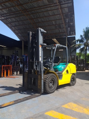 ขายKomat’su ขนาด 5 ตัน เสา 4 เมตร ดีเซล ขายKomat’su ขนาด 5 ตัน เสา 4 เมตร ดีเซล