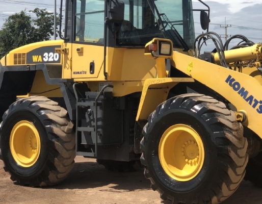 ขายรถตักล้อยาง KOMATSU WA320-5 นำเข้าเองจากญี่ปุ่น สภาพสวยพร้อมใช้ มีVDOการทำงานครับ