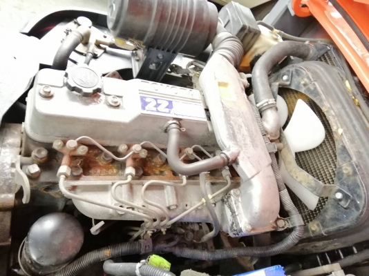 Toyota Fd 30 ขนาด3ตัน เสาสูง3เมตร งายาว 1350 ม เกียร์ออร์โต้ เครื่องยนต์ดีเซล 2Z ยางตันใหม่4เส้น ราคาต่อรองได้0640189292