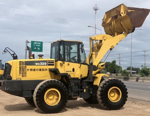 ขายรถตักล้อยาง KOMATSU WA320-6 ปี 2012 นำเข้าเองจากญี่ปุ่น สภาพสวยพร้อมใช้ มีVDOการทำงานครับ