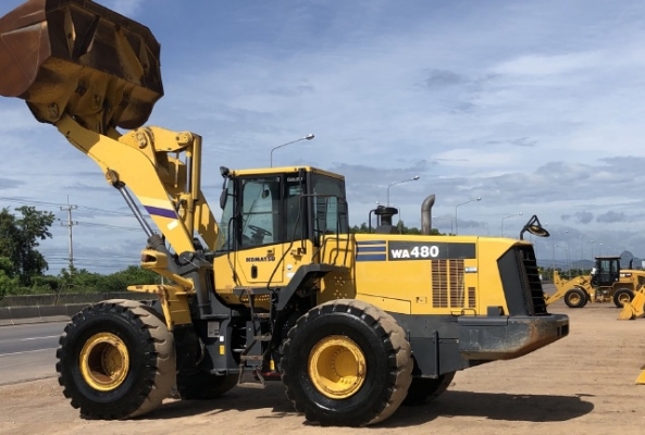 ขายรถตักล้อยาง KOMATSU WA480-6 นำเข้าเองจากญี่ปุ่น สภาพสวยพร้อมใช้ มีVDOการทำงานครับ