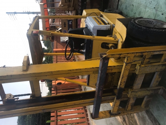 ขายด่วน รถฟอร์คลิฟ komatsu GD20 2ตัน เบนซิล เสา4ม เครือง ปั้มดี ขายเพียง 75000 บาท