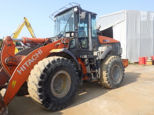 ขายรถตัก ยี่ห้อ Hitachi รุ่น ZW180