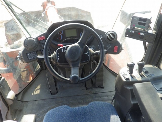 ขายรถตัก ยี่ห้อ Hitachi รุ่น ZW180