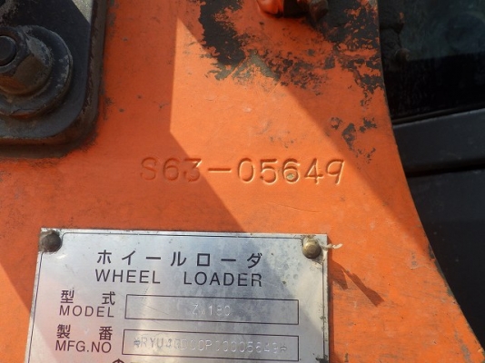 ขายรถตัก ยี่ห้อ Hitachi รุ่น ZW180