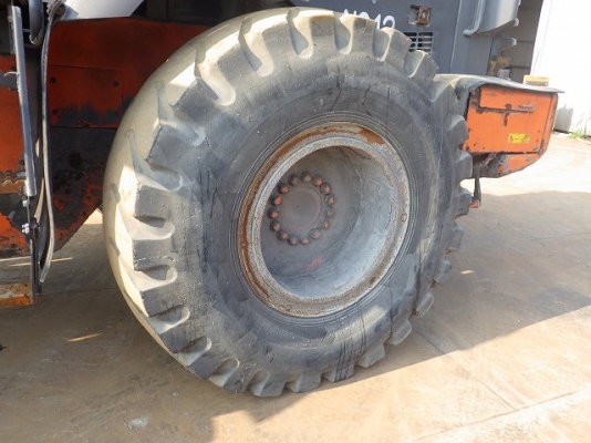 ขายรถตัก ยี่ห้อ Hitachi รุ่น ZW180