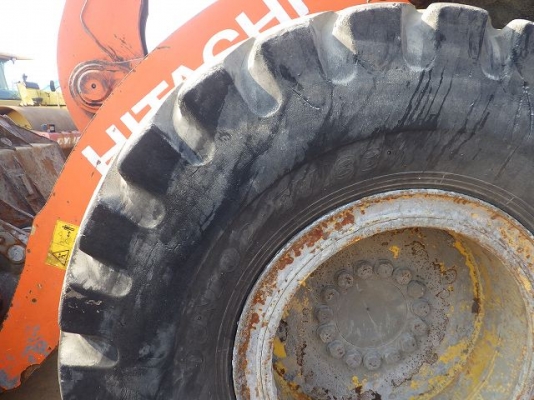 ขายรถตัก ยี่ห้อ Hitachi รุ่น ZW180