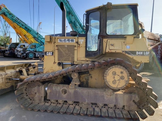 Caterpillar D4H รถแทรคเตอร์ นำเข้าจากญี่ปุ่น โทร. 080-6565422 (หนิง)