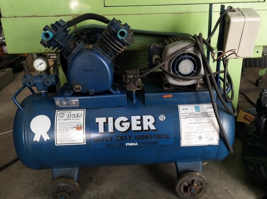 ขายเหมา ปั้มลม 2 ตัว ถูกๆ 11,000 บาท Tiger motor 3 แรง 3 เฟส PUMA 3 แรง ซื้อใหม่ ไม่ได้ใช้งาน ใช้งานได้ทั้ง 2 ตัว ครับ