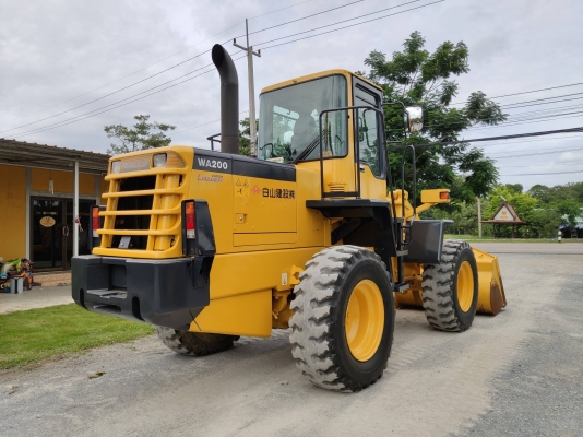 ขาย รถตักล้อยาง KOMATSU WA 200-3 นำเข้าจากญี่ปุ่นโดยตรง โทร.090-986-2521 อ๊อบ