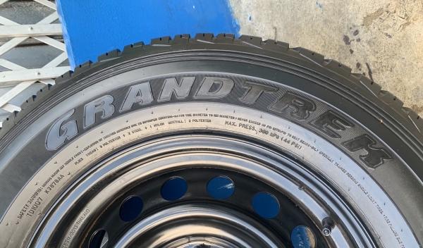 ล้ออะไหล่ 6รู139 ขอบ 17 แถมยาง 265-65-17 Dunlop ปี 13