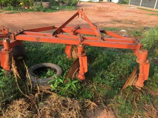 ขายผานยกร่องคู่ใส่รถไถ55แรงขึ้นไป