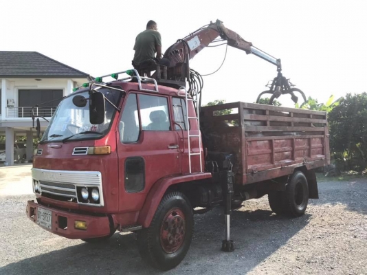ISUZU 6 ล้อ พร้อมหัวคีบ เครื่อง 145 ยาง900 รถพร้อมใช้งานภาษี62 ISUZU 6 ล้อ พร้อมหัวคีบ เครื่อง 145 ยาง900 รถพร้อมใช้งานภาษี62