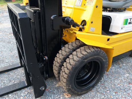 ขายรถยก TCM FD25 Z2S เครื่องดีเซล C240 เสาสูง 4 เมตร งาเท ยกได้ 2.5 ตัน เกียร์ธรรมดา ล้อหน้าคู่ รถนอกนำเข้า ติดต่อ 063-5628992