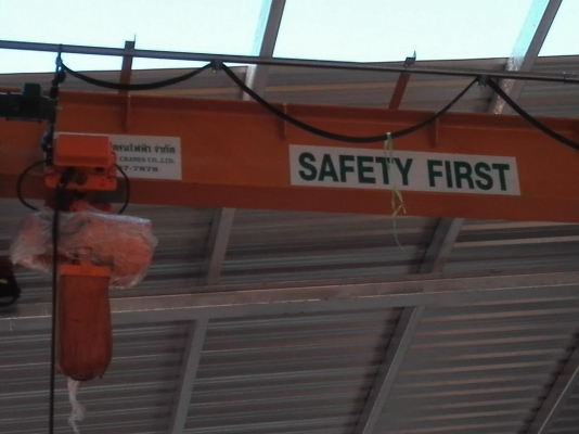 รับทำเครนโรงงานทุกชนิด