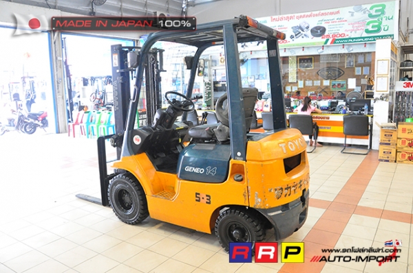 ขายรถโฟล์คลิฟท์มือสอง TOYOTA รุ่น 7FD14-24316 นำเข้าจากประเทศญี่ปุ่น 100\% ไม่เคยใช้งานในไทย