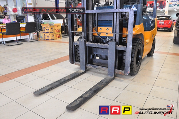 ขายรถโฟล์คลิฟท์มือสอง TOYOTA รุ่น 7FD14-24316 นำเข้าจากประเทศญี่ปุ่น 100\% ไม่เคยใช้งานในไทย