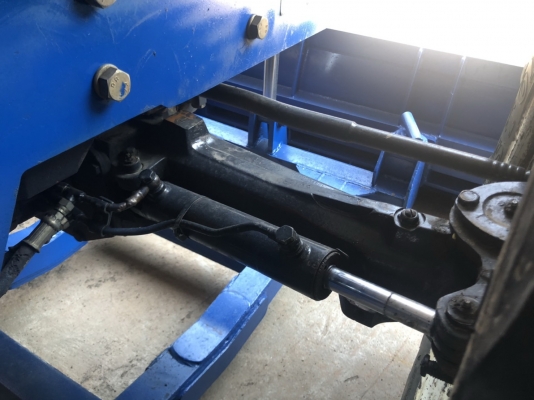 ฟอร์ด TS90 พร้อมใบมีด