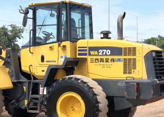 ขายรถตักล้อยาง KOMATSU WA270-6 ปี 2012 นำเข้าเองจากญี่ปุ่น สภาพสวยพร้อมใช้งาน มีVDOการทำงานครับ