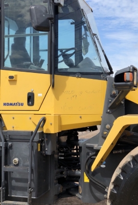ขายรถตักล้อยาง KOMATSU WA270-6 ปี 2012 นำเข้าเองจากญี่ปุ่น สภาพสวยพร้อมใช้งาน มีVDOการทำงานครับ